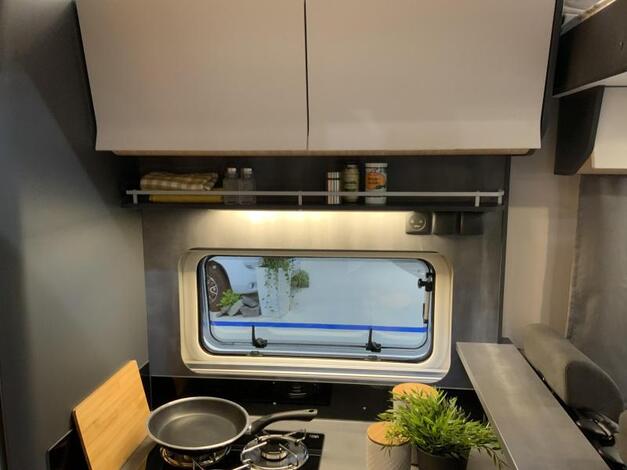 Hobby Optima De Luxe  T75 HGE