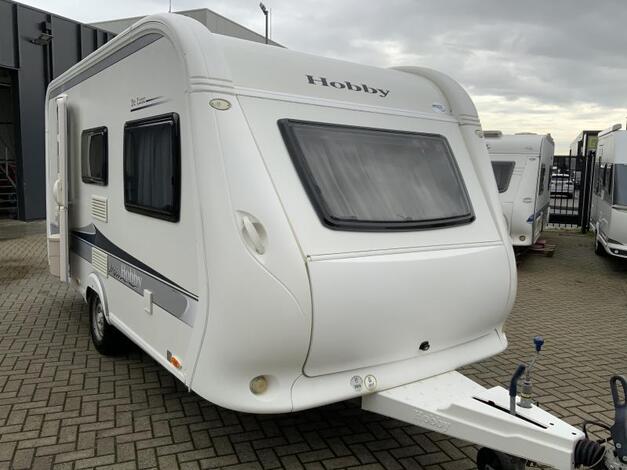 Hobby De Luxe 440 SF