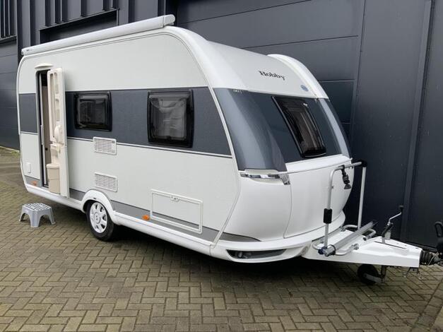 Hobby De Luxe Edition 440 SF