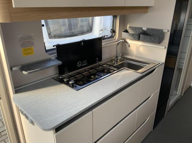 Adria Adora 673 PK 2e paasdag open
