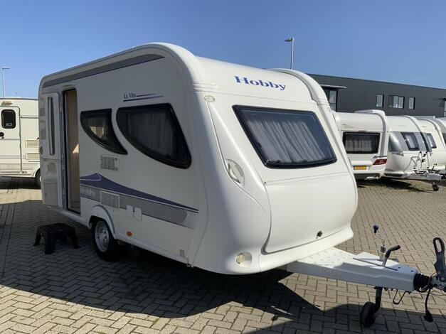 Hobby La Vita 400 SF