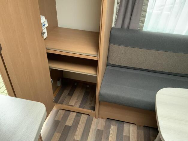 Knaus Sport 420 QD 2e paasdag open