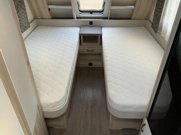 Hobby De Luxe 495 UL 2e paasdag open