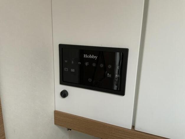 Hobby De Luxe 460 SFF Hemelvaartsdag open