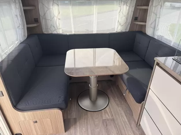 Fendt Tendenza 465 SFB