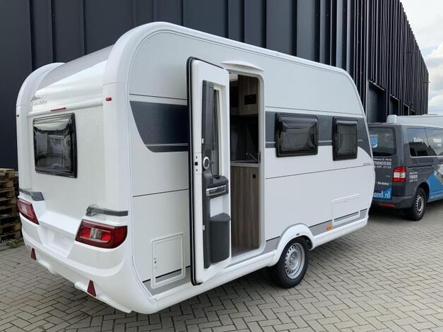 Hobby On Tour 390 SF