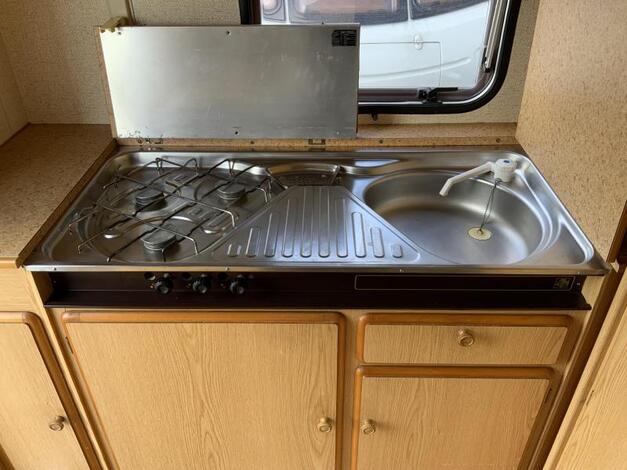 Knaus Sudwind 330 EK