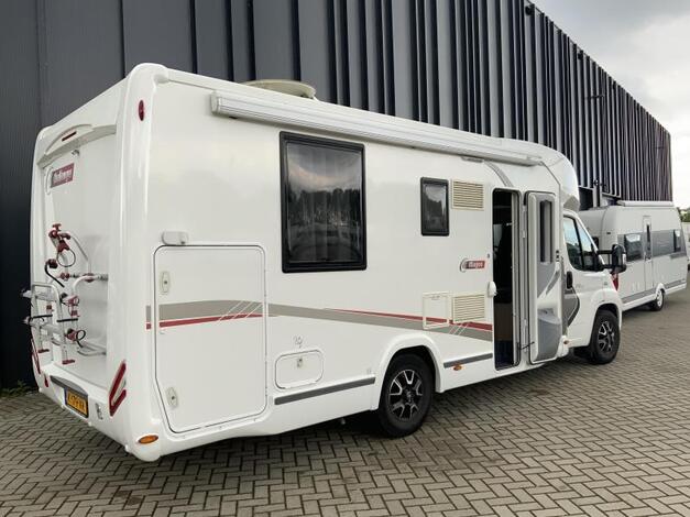 Challenger Mageo 398 EB airco schotel en luifel!