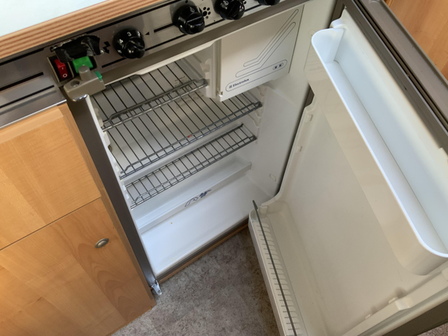 Bürstner Artstep 420 TN mover en voortent (1066677)