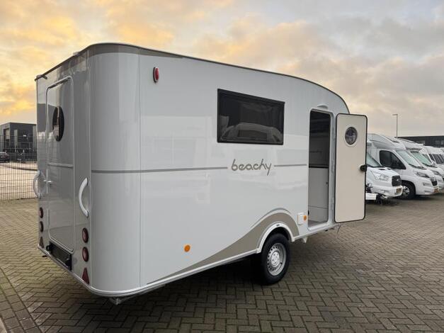 Hobby Beachy 420 2e paasdag open