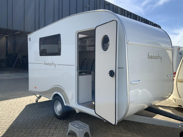 Hobby Beachy 420 (1051276)
