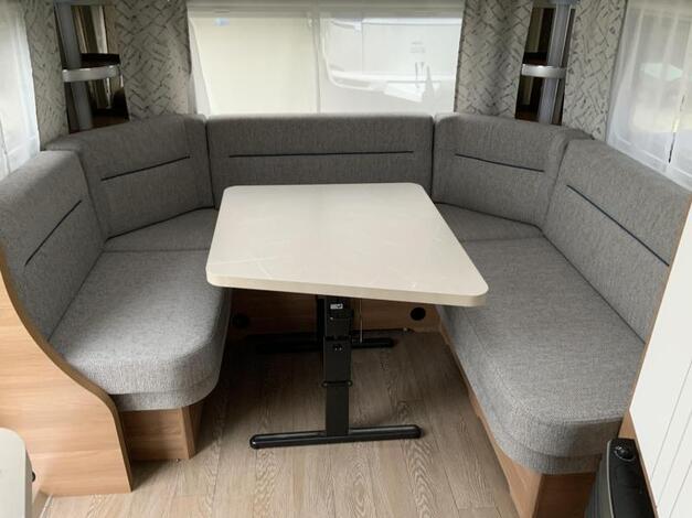 Hobby De Luxe 455 UF