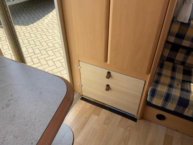 Hobby De Luxe 440 SF