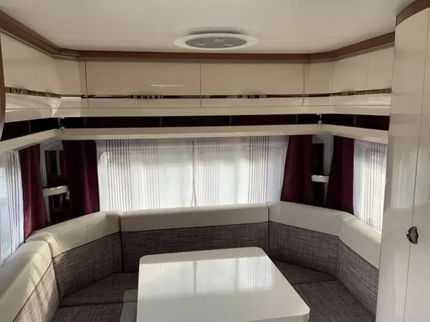 Hobby Excellent 540 UFF 9 Huisshow 16 t/m26 okt