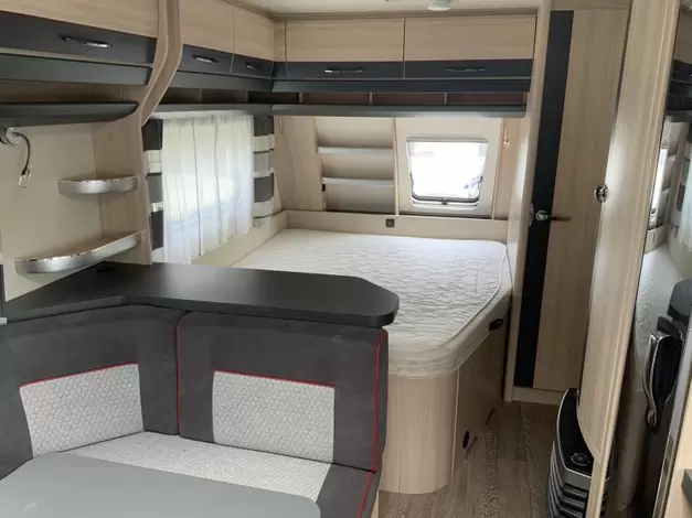 Hobby De Luxe Edition 650 KMFE Huisshow 16 t/m26 oktober