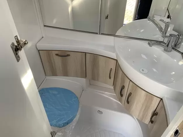 Hobby De Luxe 490 KMF Huisshow 16 t/m26 oktober