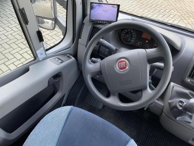 Bürstner Solano 718 T Inclusief Thule luifel!!