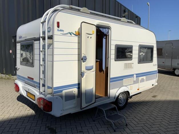 Hobby Excellent 400 SF