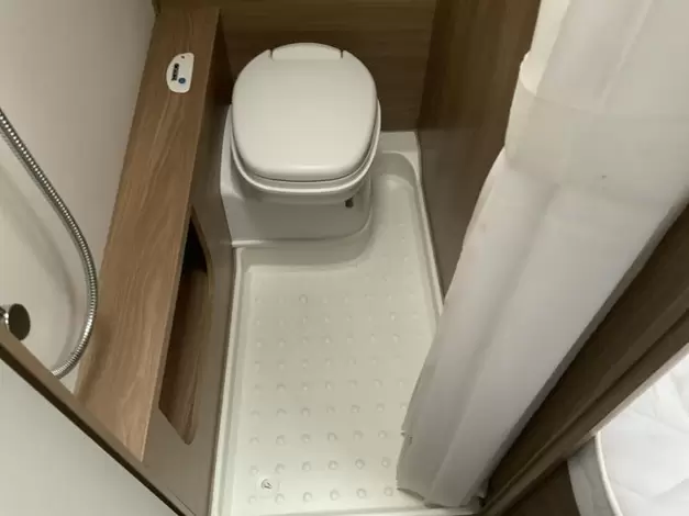 Bürstner Premio 460 TS