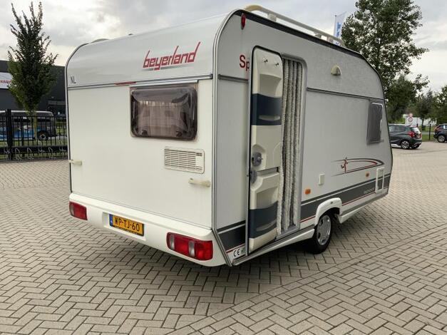 Beyerland Sport 390 FB