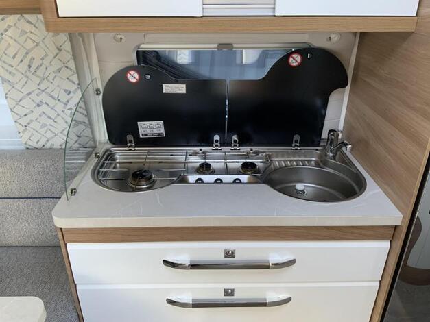 Hobby De Luxe 540 UL