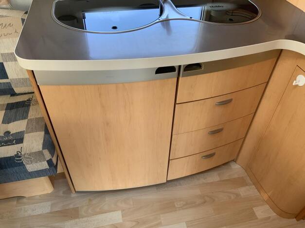 Hobby De Luxe 460 UFE