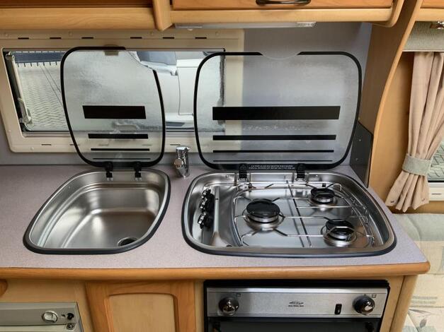 Elddis Odyssey 470