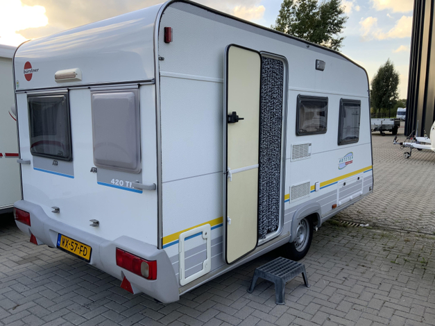 Bürstner Artstep 420 TN mover en voortent (1066677)