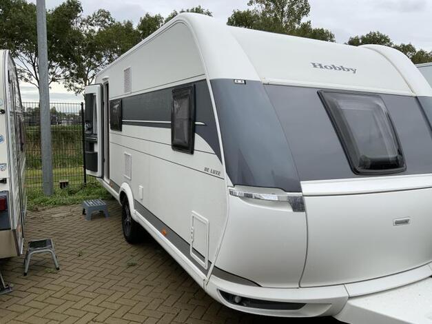 Hobby De Luxe 560 KMFE