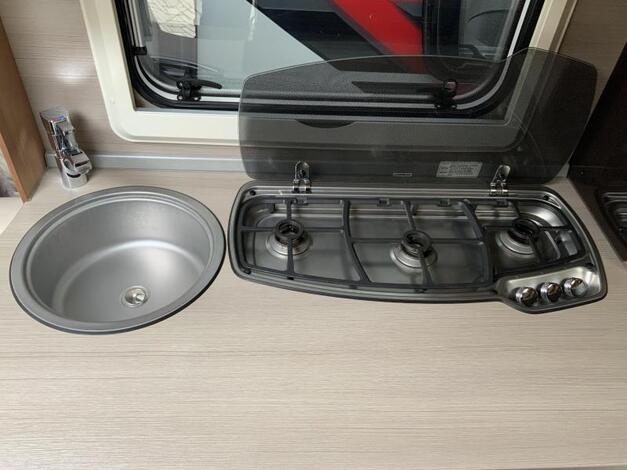 Knaus Sport 450 FU