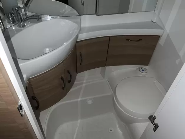 Hobby De Luxe 440 SF