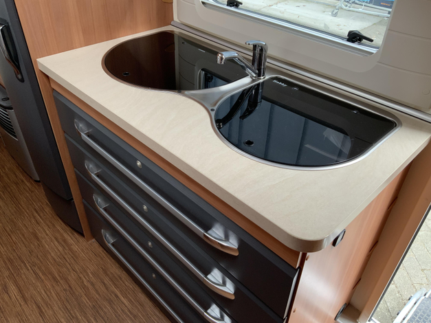 Hobby De Luxe 490 KMF 9 (1043251)