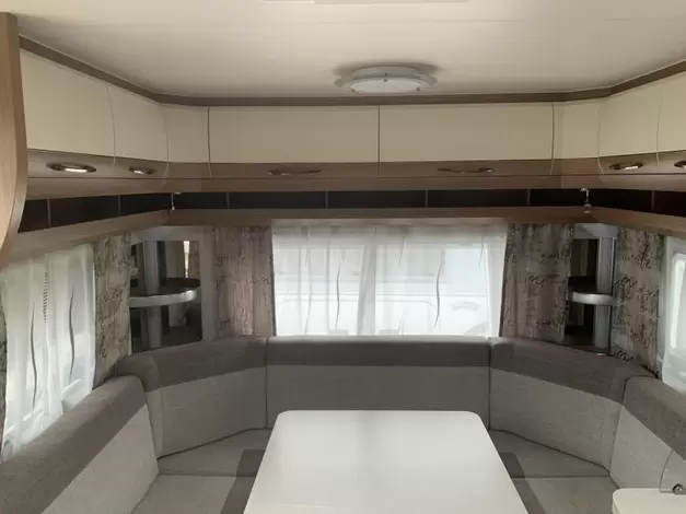 Hobby De Luxe 540 UL