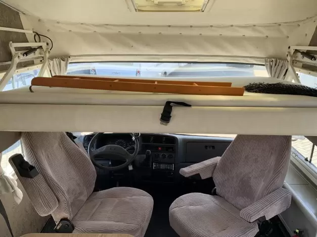 Hymer B654