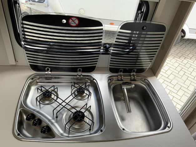 Caravelair Alba Family 466  9