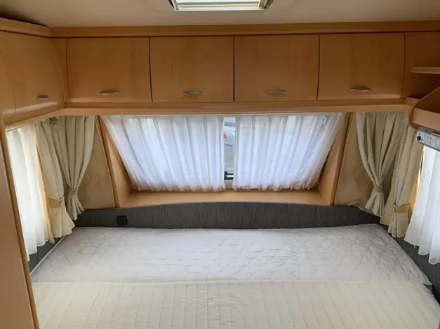 Hobby De Luxe 400 SF