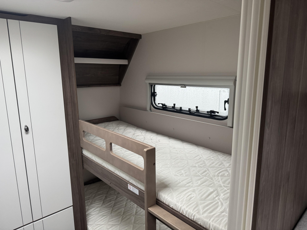 Hobby Excellent Edition 545 KMF