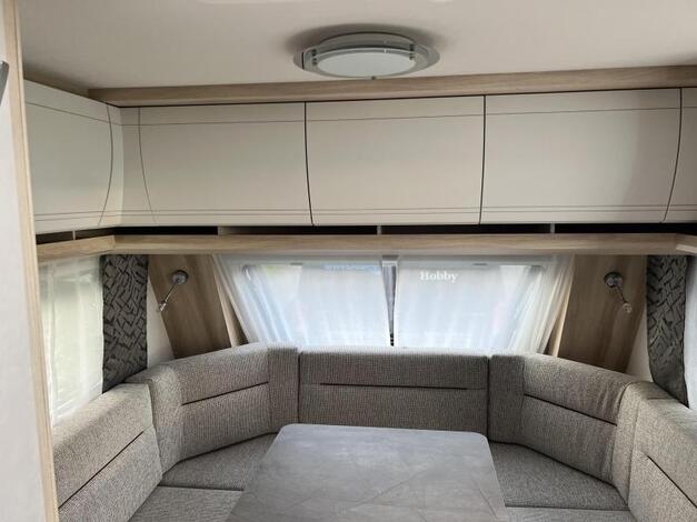 Hobby De Luxe 460 LU