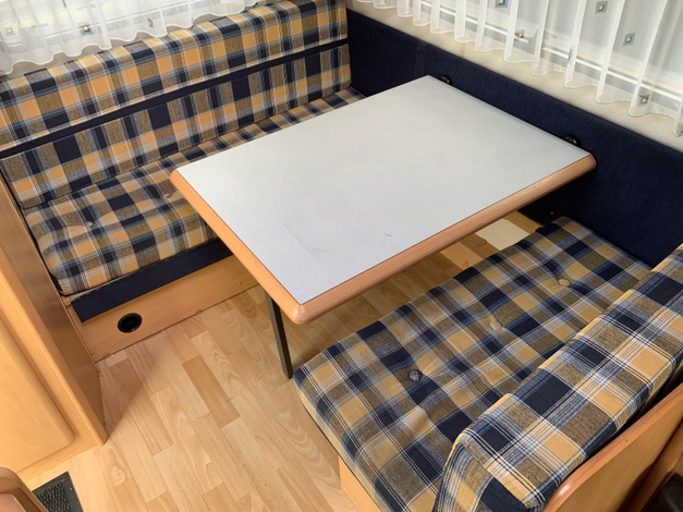 Hobby De Luxe 400 SF (1041452)