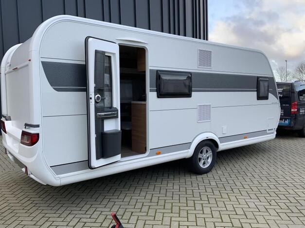 Hobby De Luxe 560 KMFE