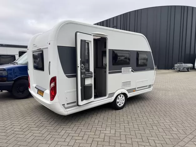 Hobby On Tour 390 SF