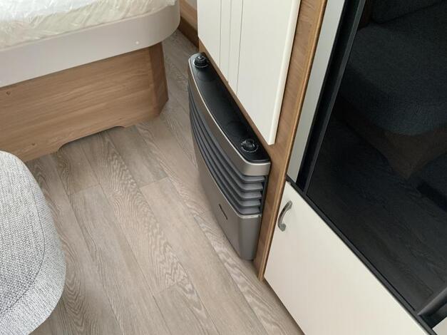 Hobby De Luxe 460 SFF