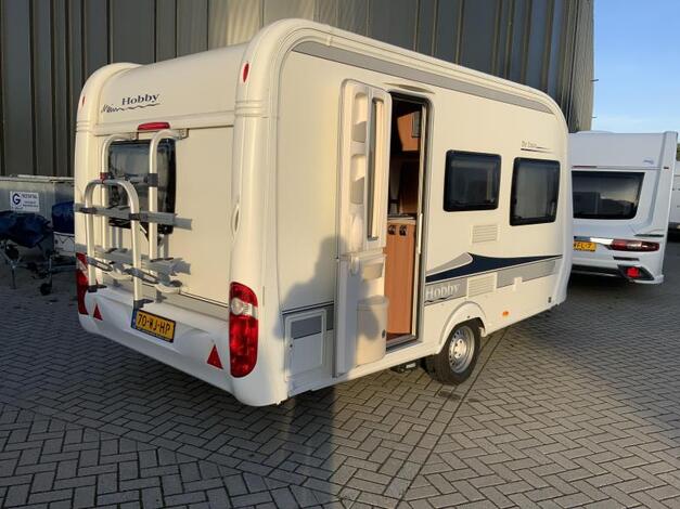 Hobby De Luxe 400 SF