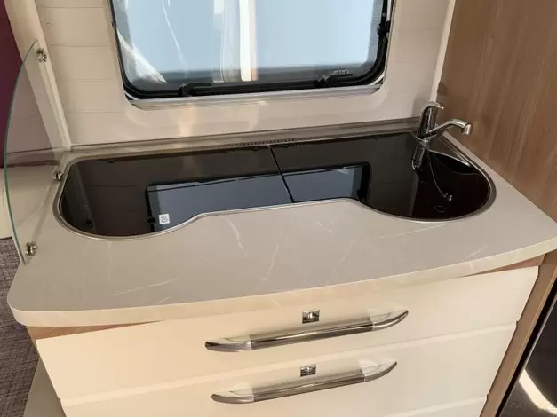 Hobby De Luxe 460 UFE Huisshow 16 t/m26 oktober