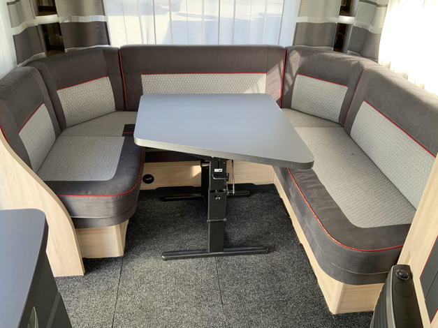 Hobby De Luxe Edition 495 UL (1043479)