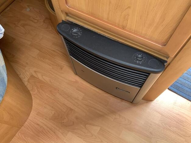 Eriba Nova 465 TF