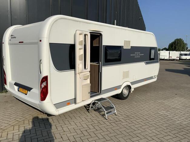 Hobby De Luxe 560 KMFE