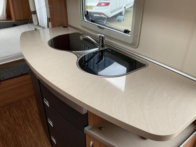 Hobby De Luxe 440 SF