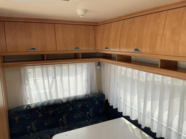 Hobby De Luxe 400 SF