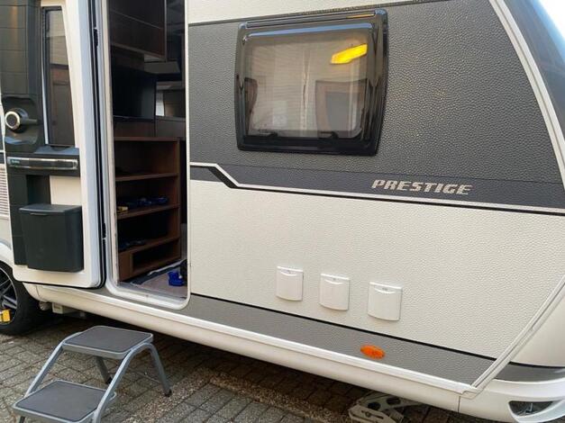 Hobby Prestige 720 KWFU
